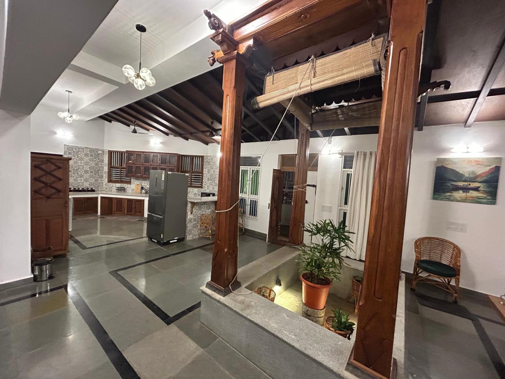 Hotel The First House Karajkkal Zewnętrze zdjęcie